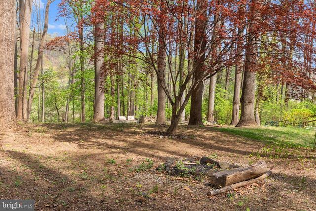 912 HEATHER LN, Phoenixville, PA 19460