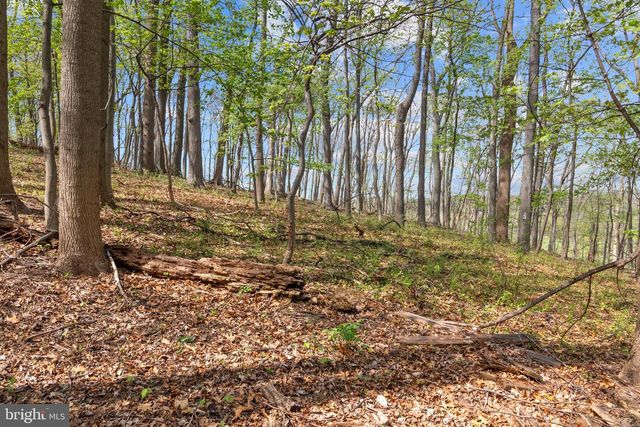 912 HEATHER LN, Phoenixville, PA 19460