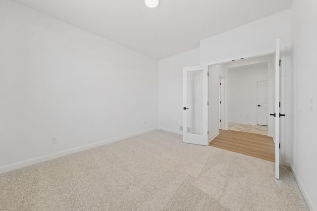 325 Ravencroft Road, Waconia, MN 55387