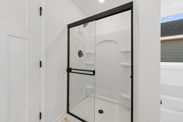 325 Ravencroft Road, Waconia, MN 55387