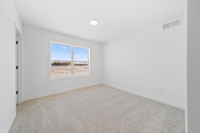 325 Ravencroft Road, Waconia, MN 55387