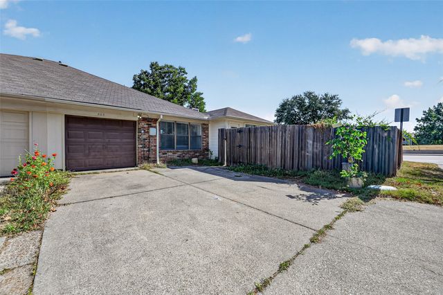 583 Kirkland Drive, Coppell, TX 75019