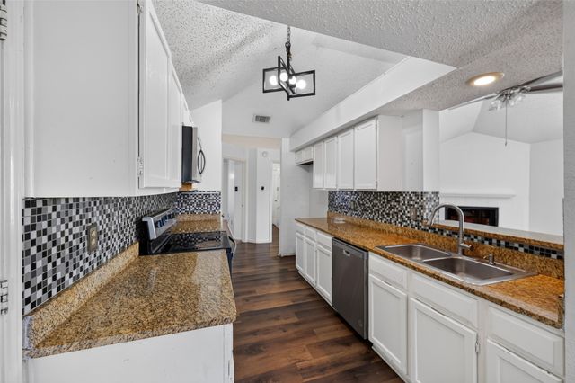 583 Kirkland Drive, Coppell, TX 75019
