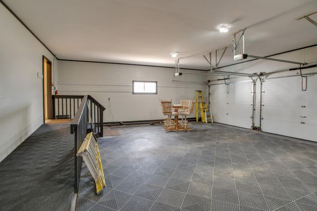 560 41st Avenue S, Moorhead, MN 56560