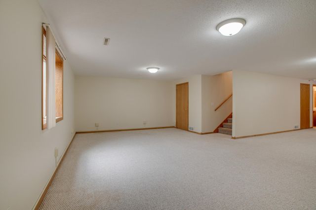 560 41st Avenue S, Moorhead, MN 56560