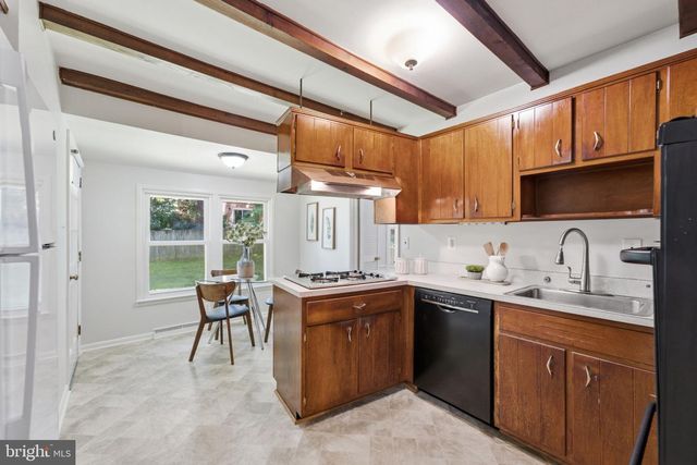 10311 CHESHIRE TER, Bethesda, MD 20814