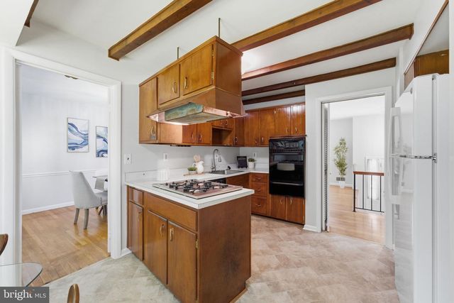 10311 CHESHIRE TER, Bethesda, MD 20814