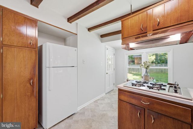 10311 CHESHIRE TER, Bethesda, MD 20814