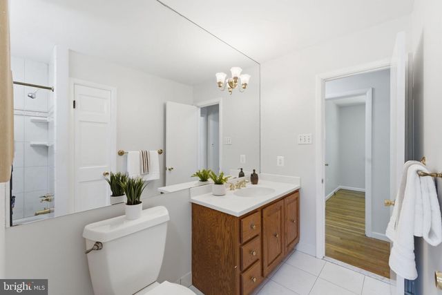 10311 CHESHIRE TER, Bethesda, MD 20814