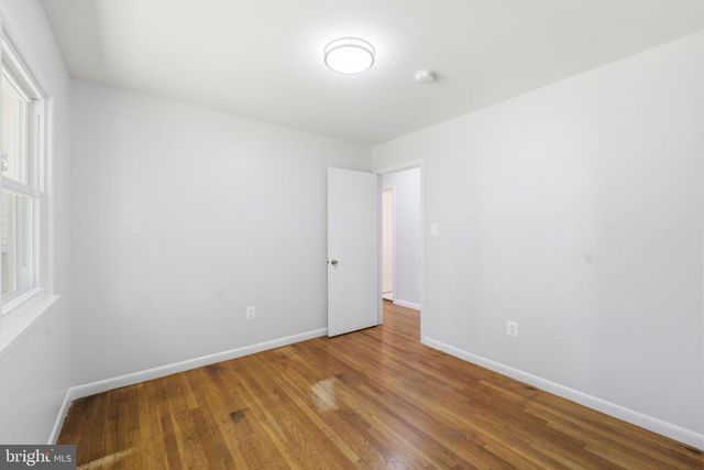 10311 CHESHIRE TER, Bethesda, MD 20814