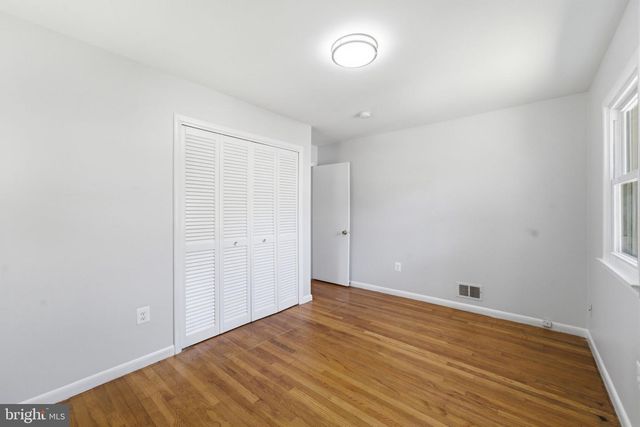 10311 CHESHIRE TER, Bethesda, MD 20814