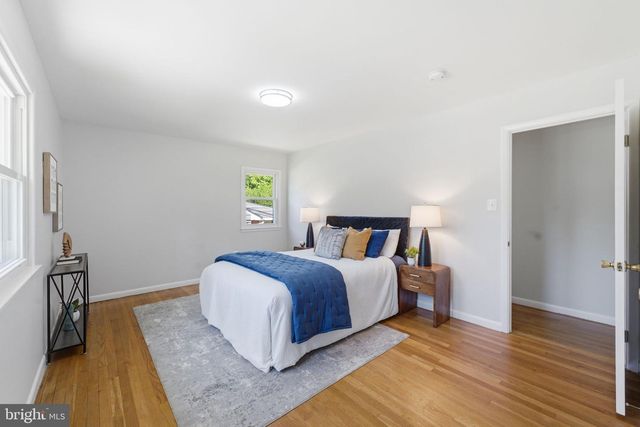 10311 CHESHIRE TER, Bethesda, MD 20814