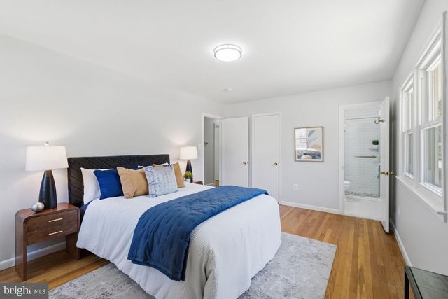 10311 CHESHIRE TER, Bethesda, MD 20814