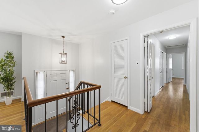 10311 CHESHIRE TER, Bethesda, MD 20814