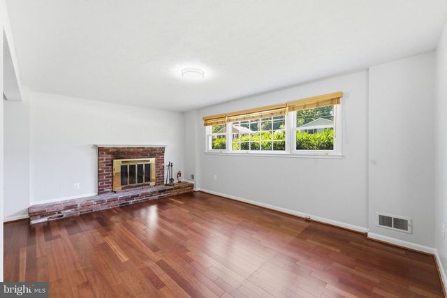 10311 CHESHIRE TER, Bethesda, MD 20814