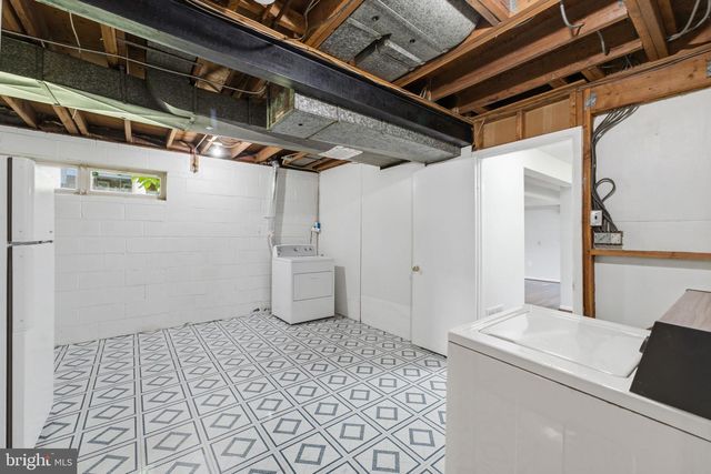 10311 CHESHIRE TER, Bethesda, MD 20814