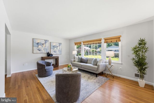 10311 CHESHIRE TER, Bethesda, MD 20814