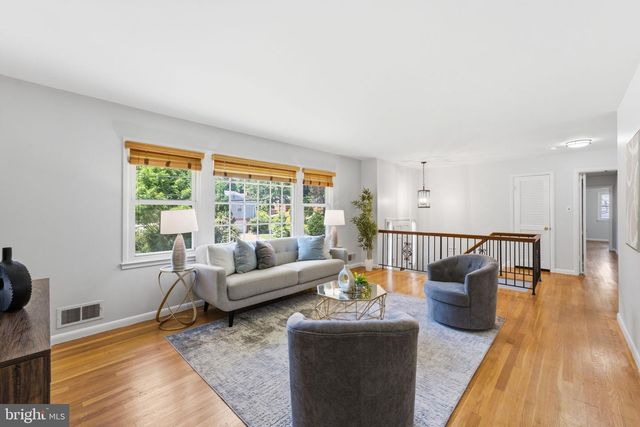 10311 CHESHIRE TER, Bethesda, MD 20814