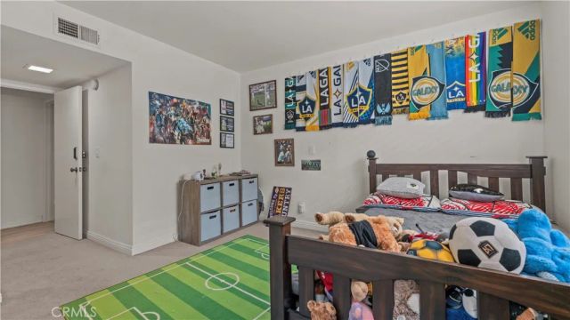 14521 Benefit St 102, Sherman Oaks, CA 91403