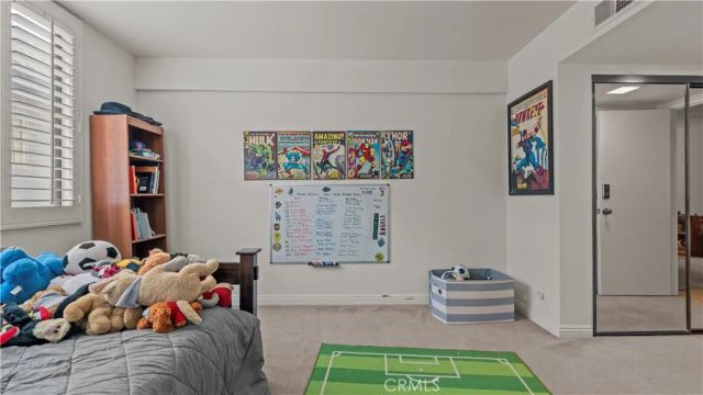 14521 Benefit St 102, Sherman Oaks, CA 91403