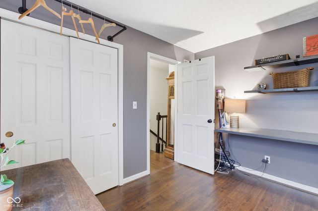 1113 Foxglove Court, Zionsville, IN 46077