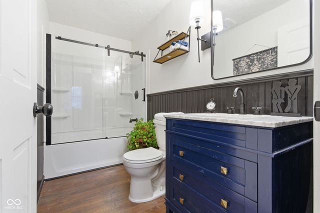 1113 Foxglove Court, Zionsville, IN 46077