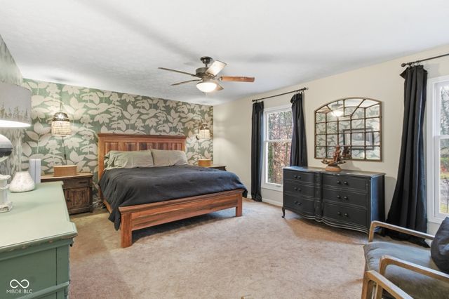 1113 Foxglove Court, Zionsville, IN 46077