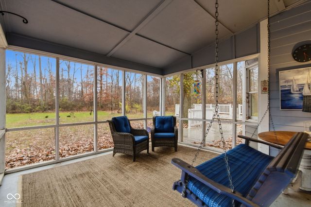 1113 Foxglove Court, Zionsville, IN 46077