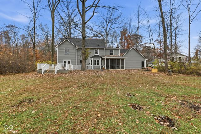 1113 Foxglove Court, Zionsville, IN 46077