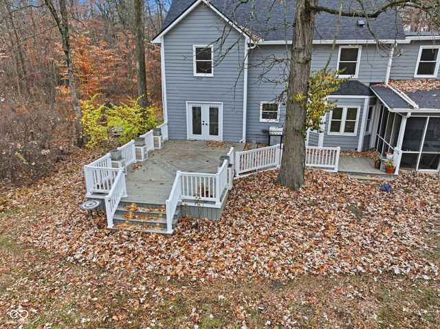 1113 Foxglove Court, Zionsville, IN 46077