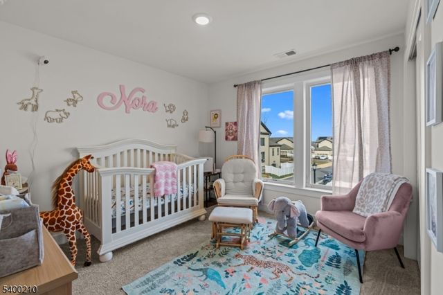 87 E Hartwick Dr, Montgomery Twp., NJ 08558