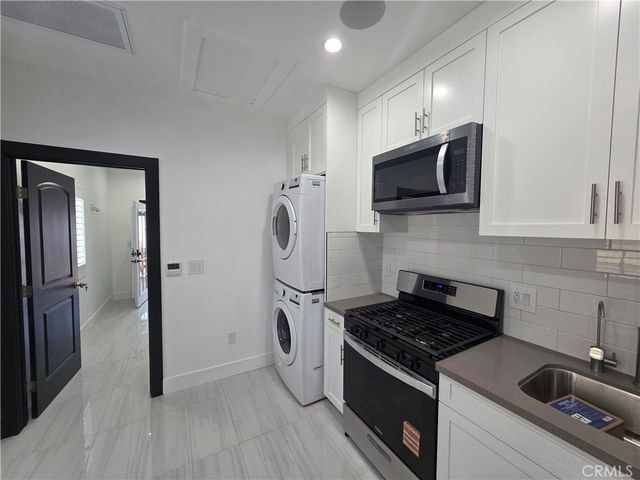 9523 Stanwin, Arleta, CA 91331