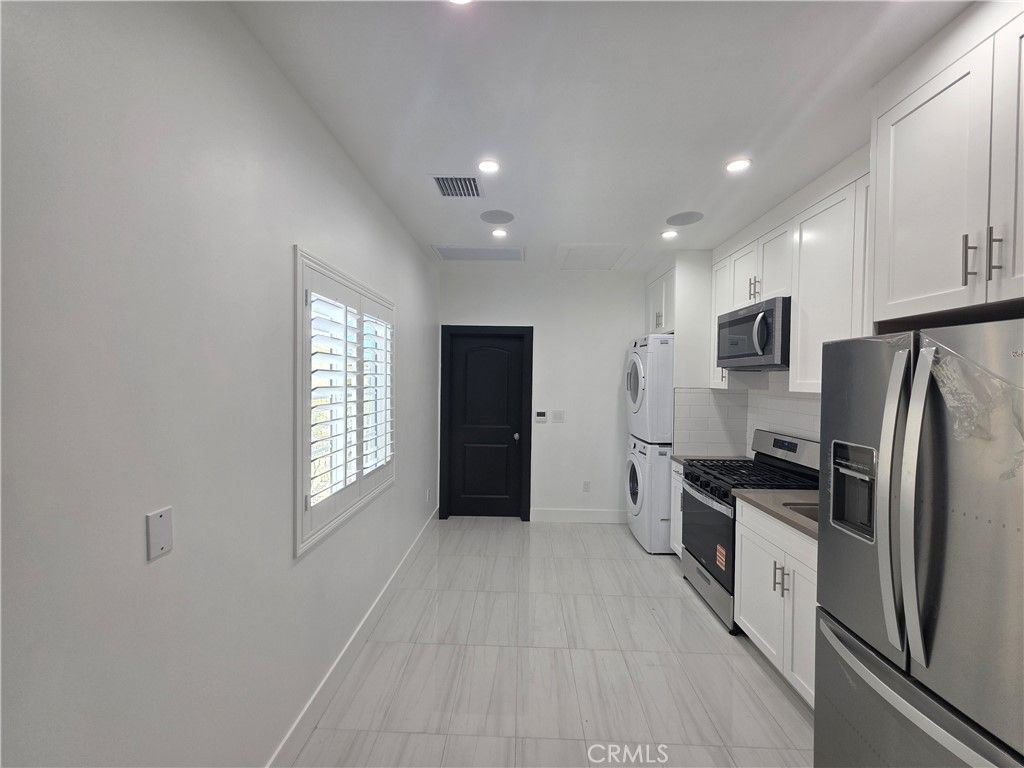9523 Stanwin, Arleta, CA 91331