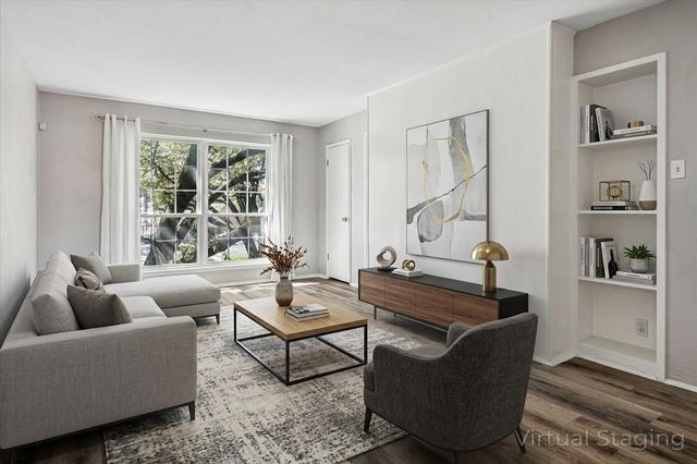 5226 Fleetwood Oaks Avenue 214, Dallas, TX 75235