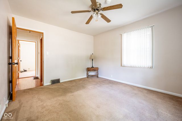 228 Hillsdale Avenue, Greencastle, IN 46135