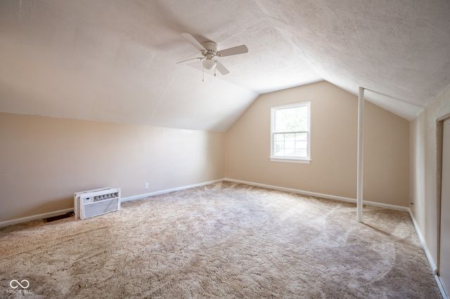 228 Hillsdale Avenue, Greencastle, IN 46135