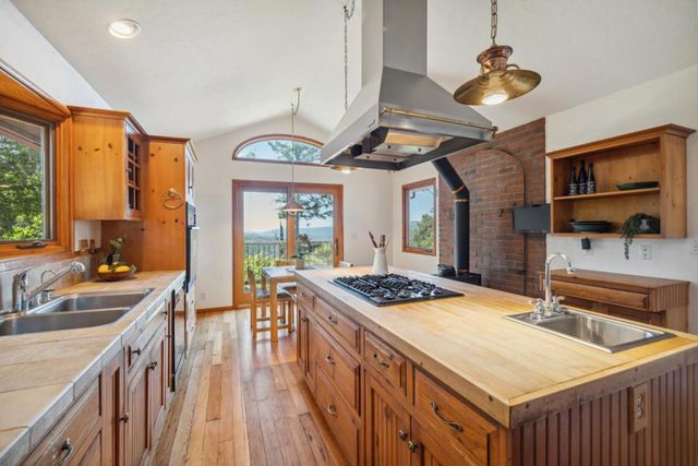 1495 Don's Road, Boulder Creek, CA 95006