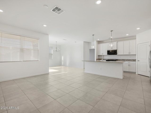 3275 N CAMDEN Drive, Florence, AZ 85132