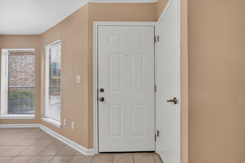 3022 Forest Lane 204, Dallas, TX 75234 — photo 2