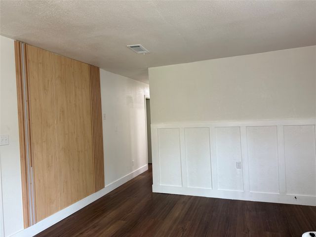 1114 Blackburn Street, Commerce, TX 75428