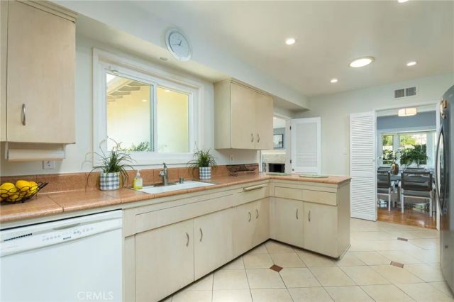 1509 Belleau, Glendale, CA 91206