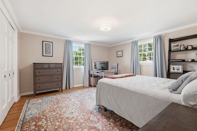 1100 HARVARD ROAD, Thornburg, PA 15205