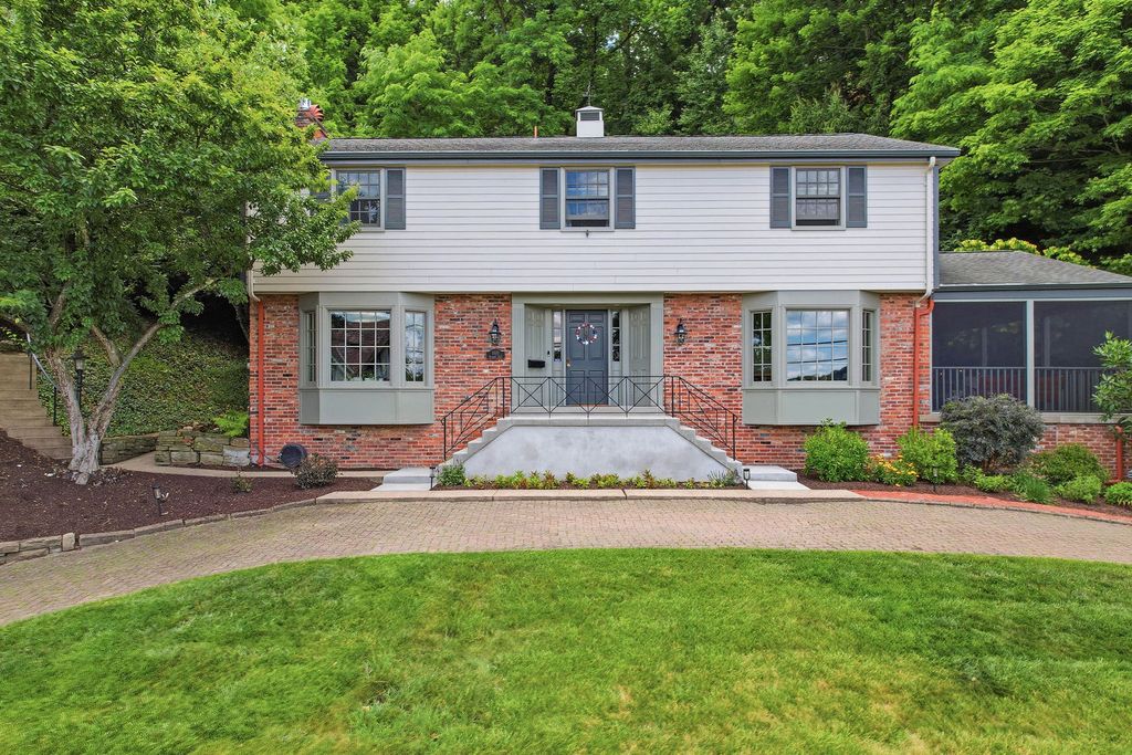 1100 HARVARD ROAD, Thornburg, PA 15205