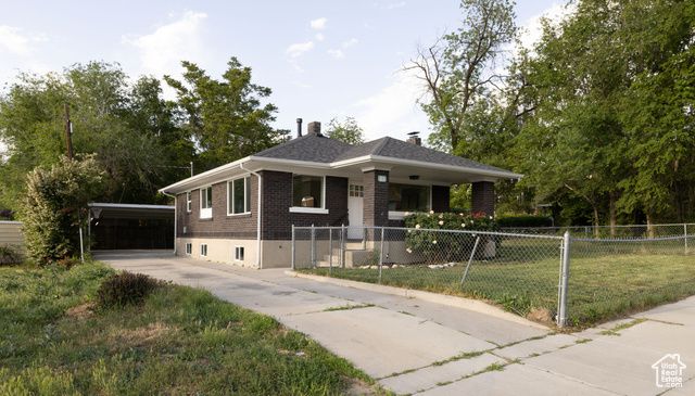 21 E 8680 S, Sandy, UT 84070