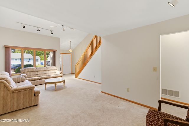 7 Crowder Drive, Toms River, NJ 08753