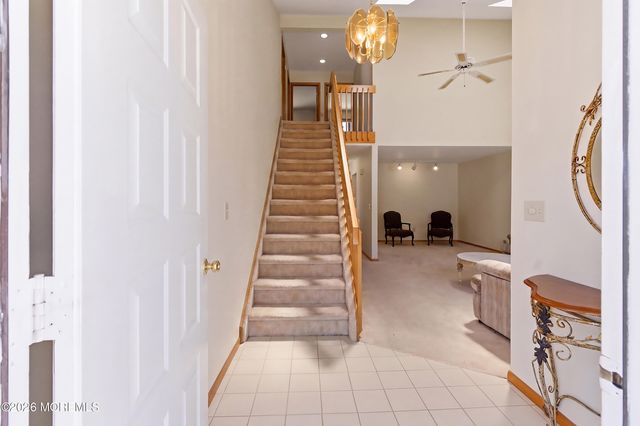 7 Crowder Drive, Toms River, NJ 08753