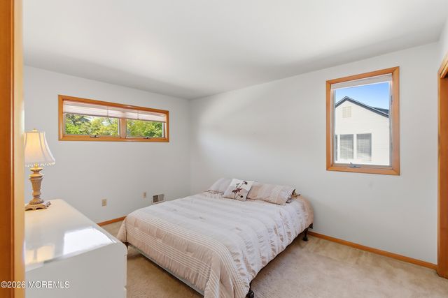 7 Crowder Drive, Toms River, NJ 08753