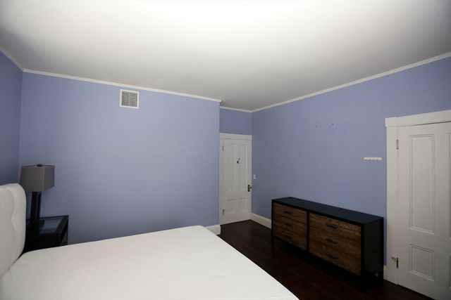 154 Main St, Andover, MA 01810