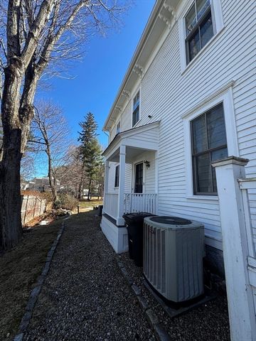 154 Main St, Andover, MA 01810