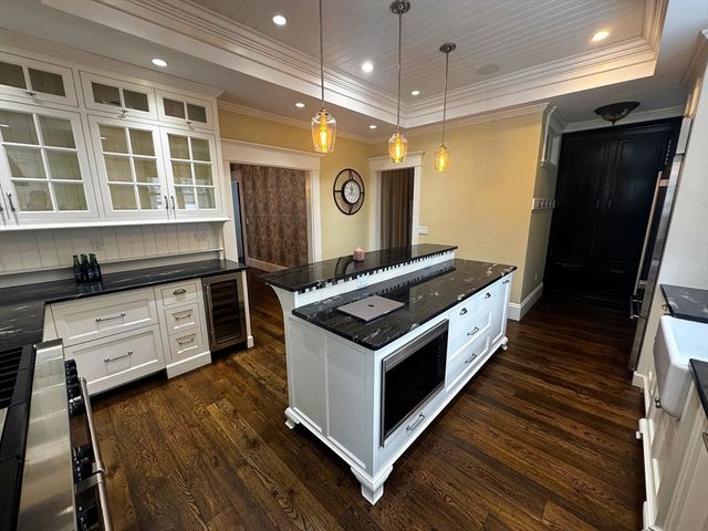 154 Main St, Andover, MA 01810